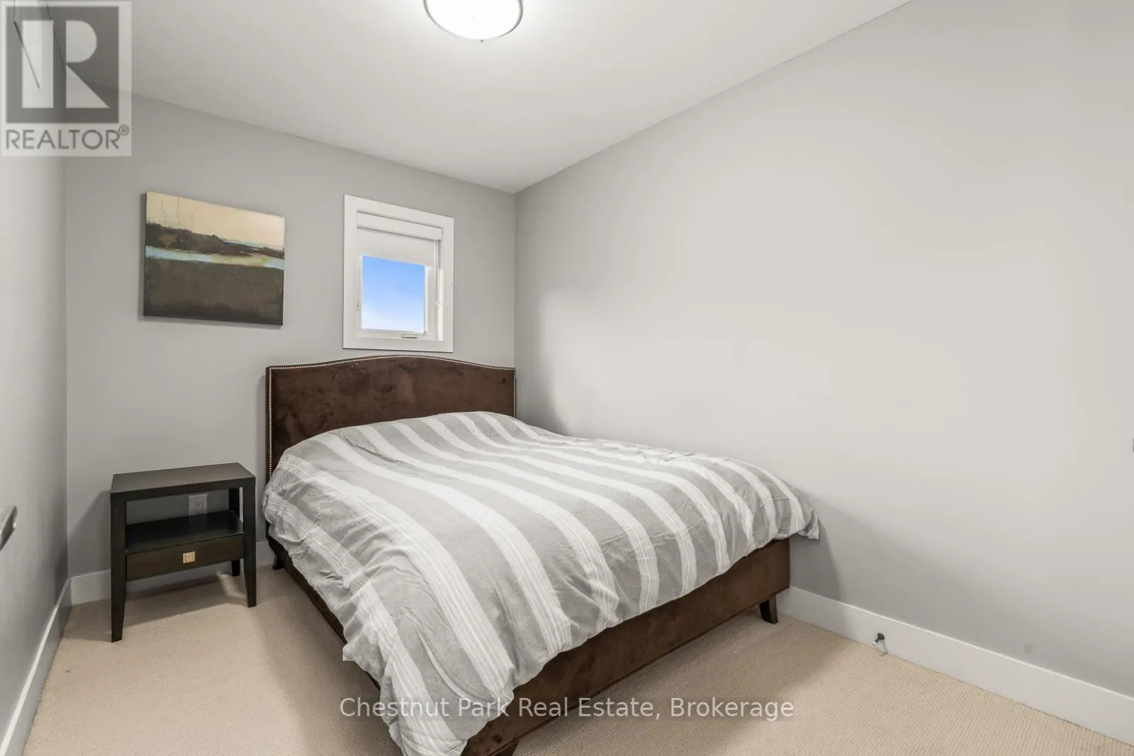 65 ROCKMOUNT CRESCENT