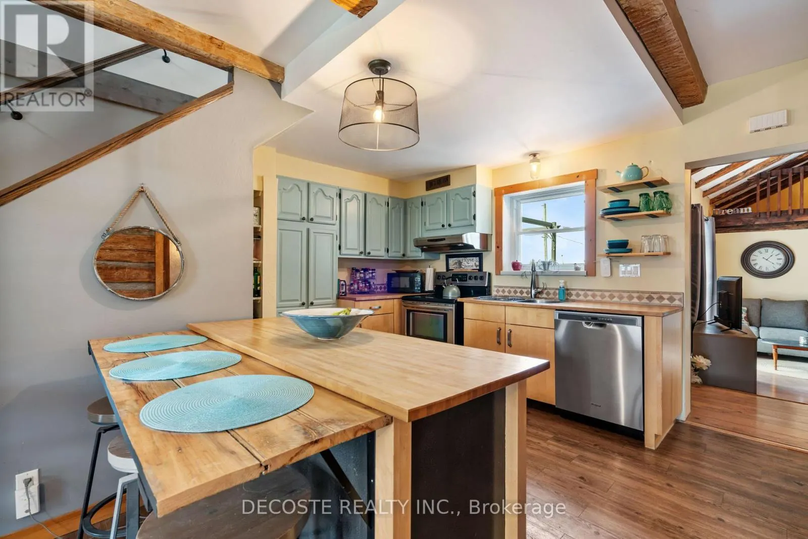 21695 LAGGAN-GLENELG ROAD