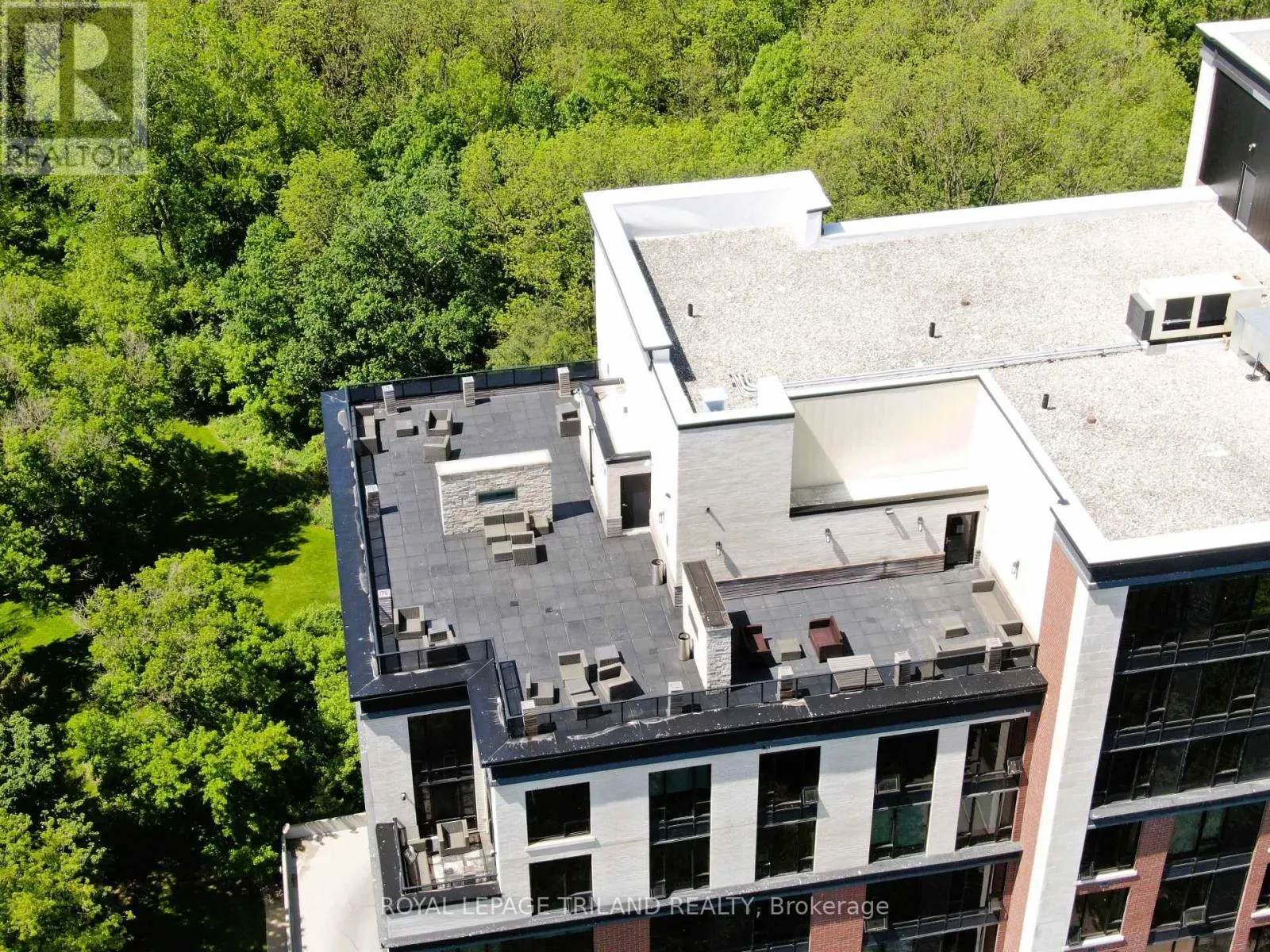 806 - 1235 RICHMOND STREET, #806