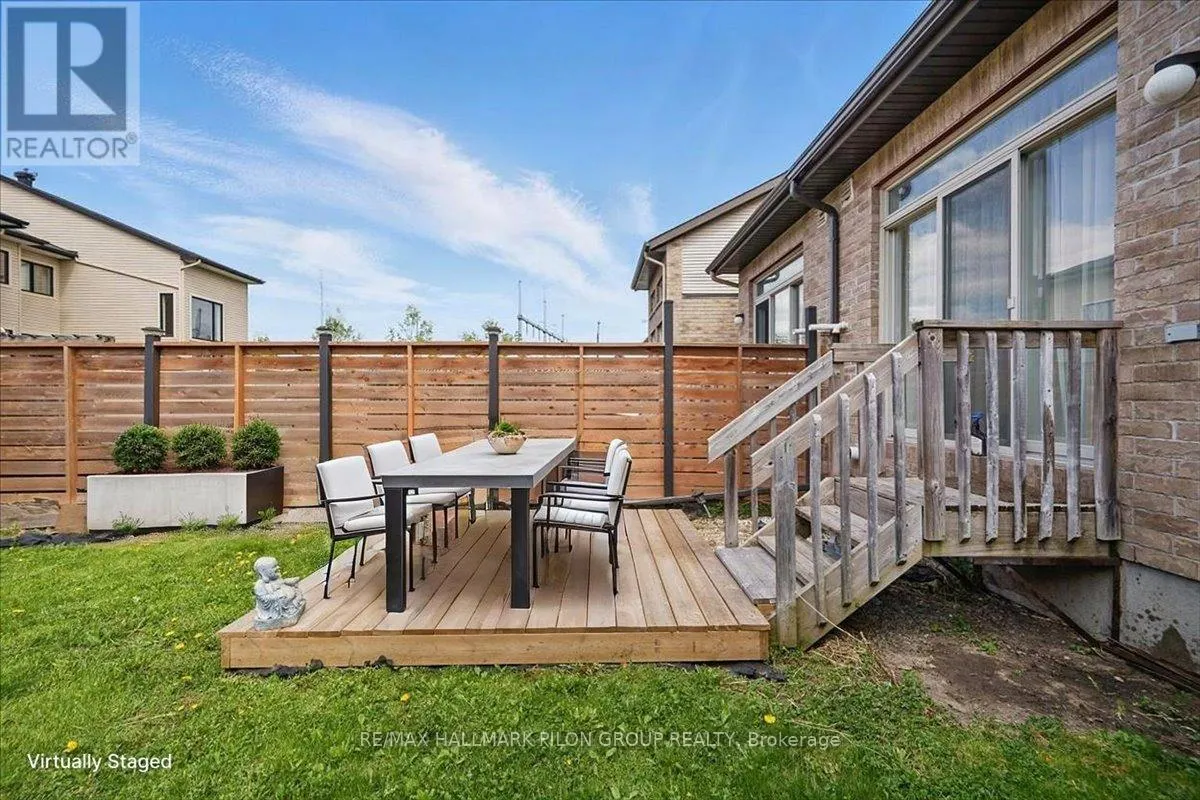 107 WATCHHORN GROVE