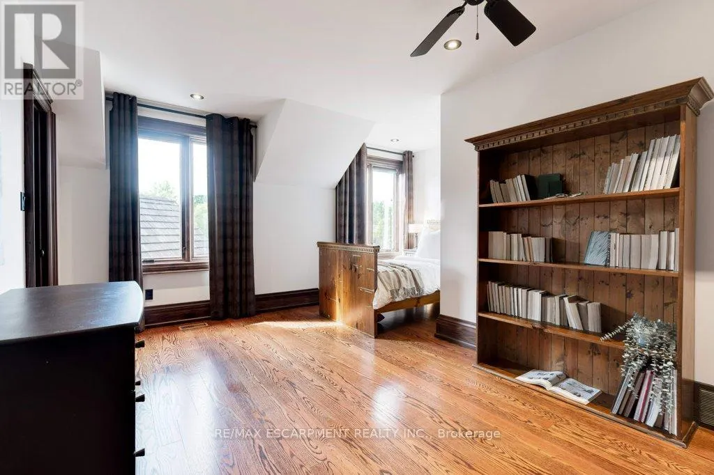76 OAK AVENUE