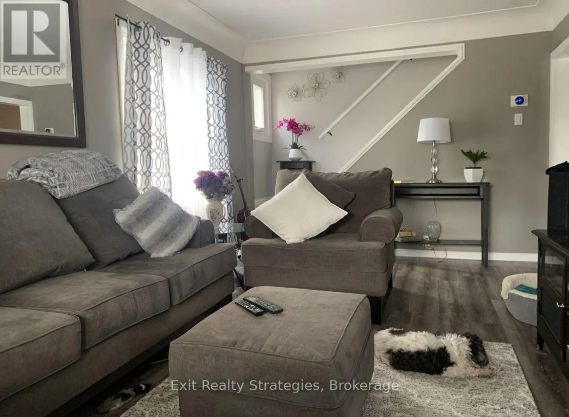 65 TUXEDO AVENUE N
