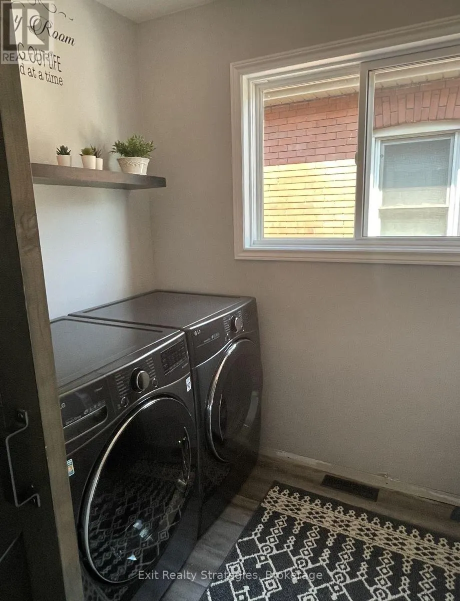 65 TUXEDO AVENUE N