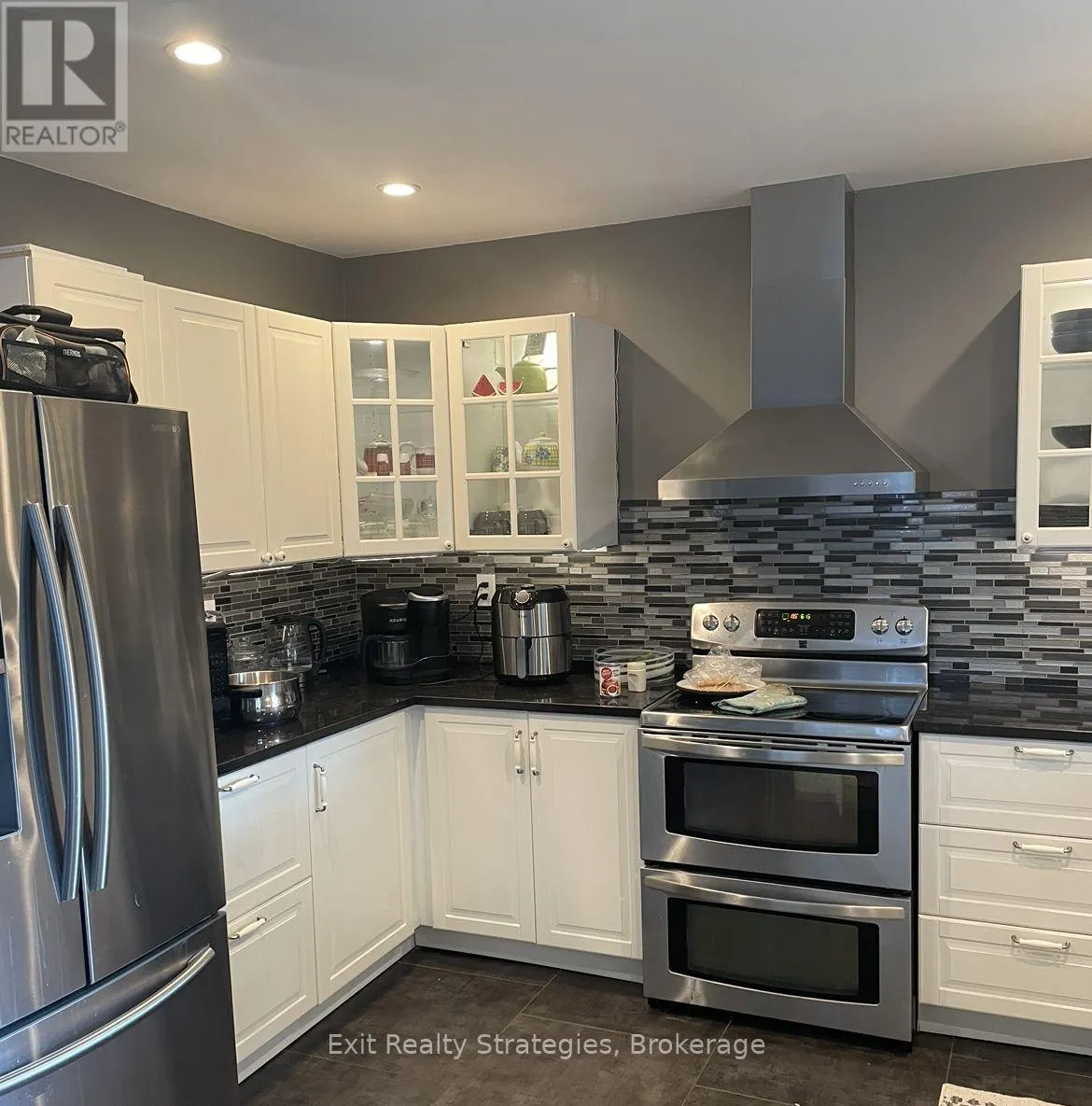 65 TUXEDO AVENUE N