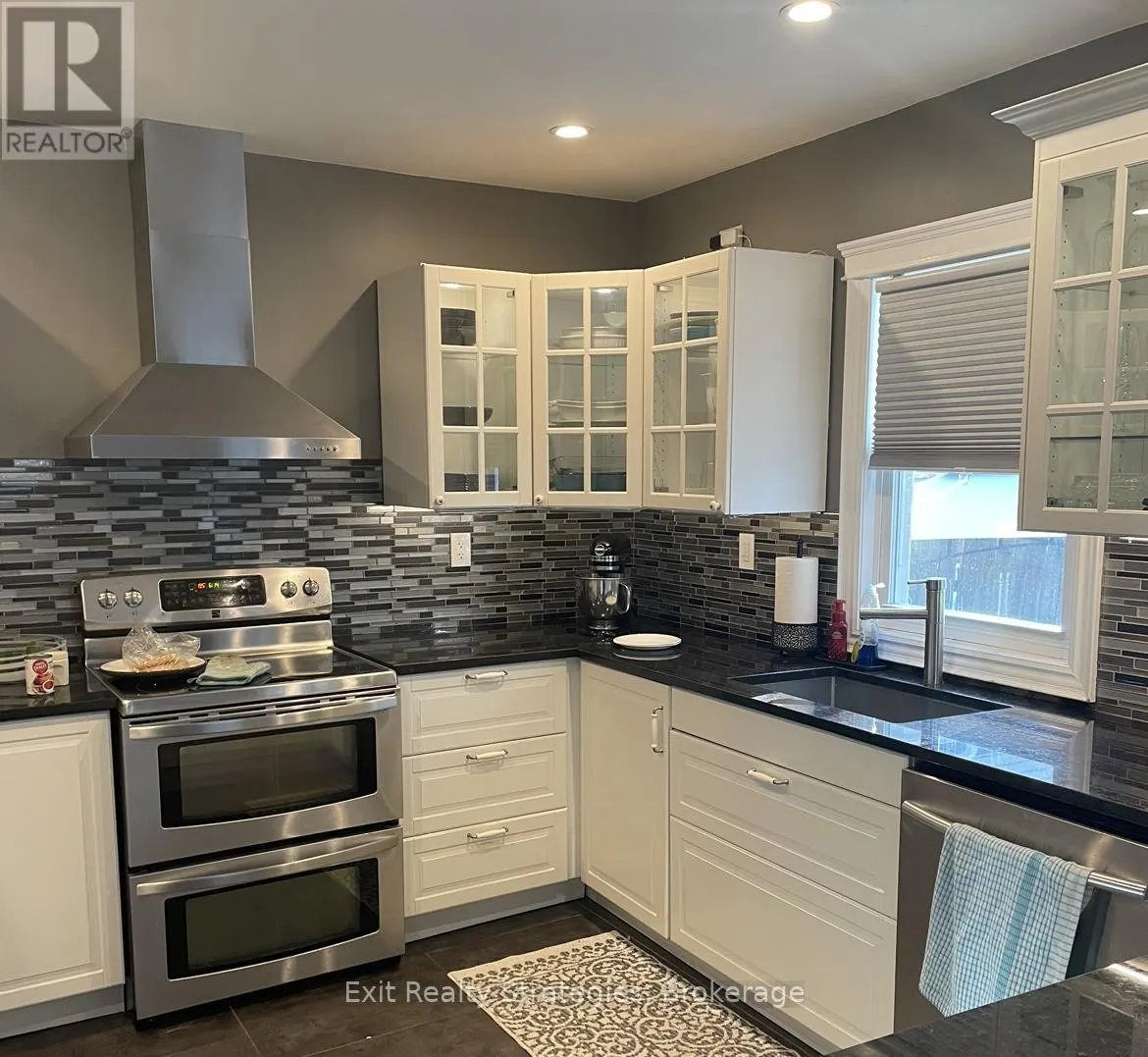 65 TUXEDO AVENUE N