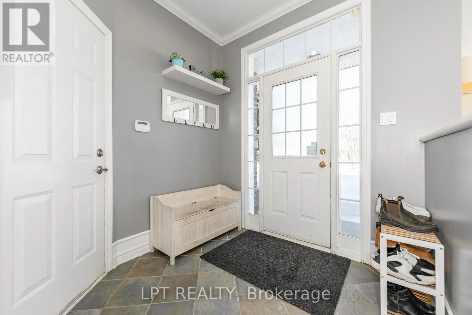 800 SCHOONER CRESCENT