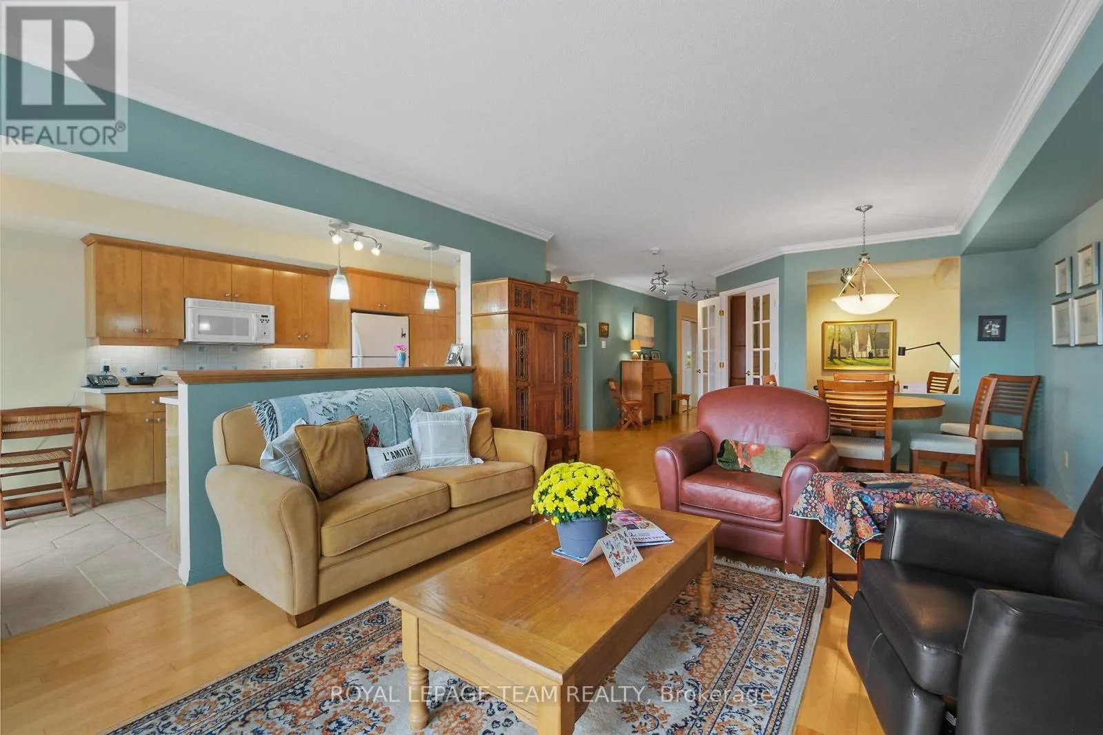503 - 136 EDWARDS STREET