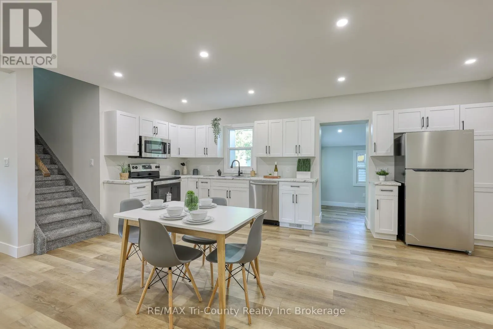 175 MCDOWELL ROAD W