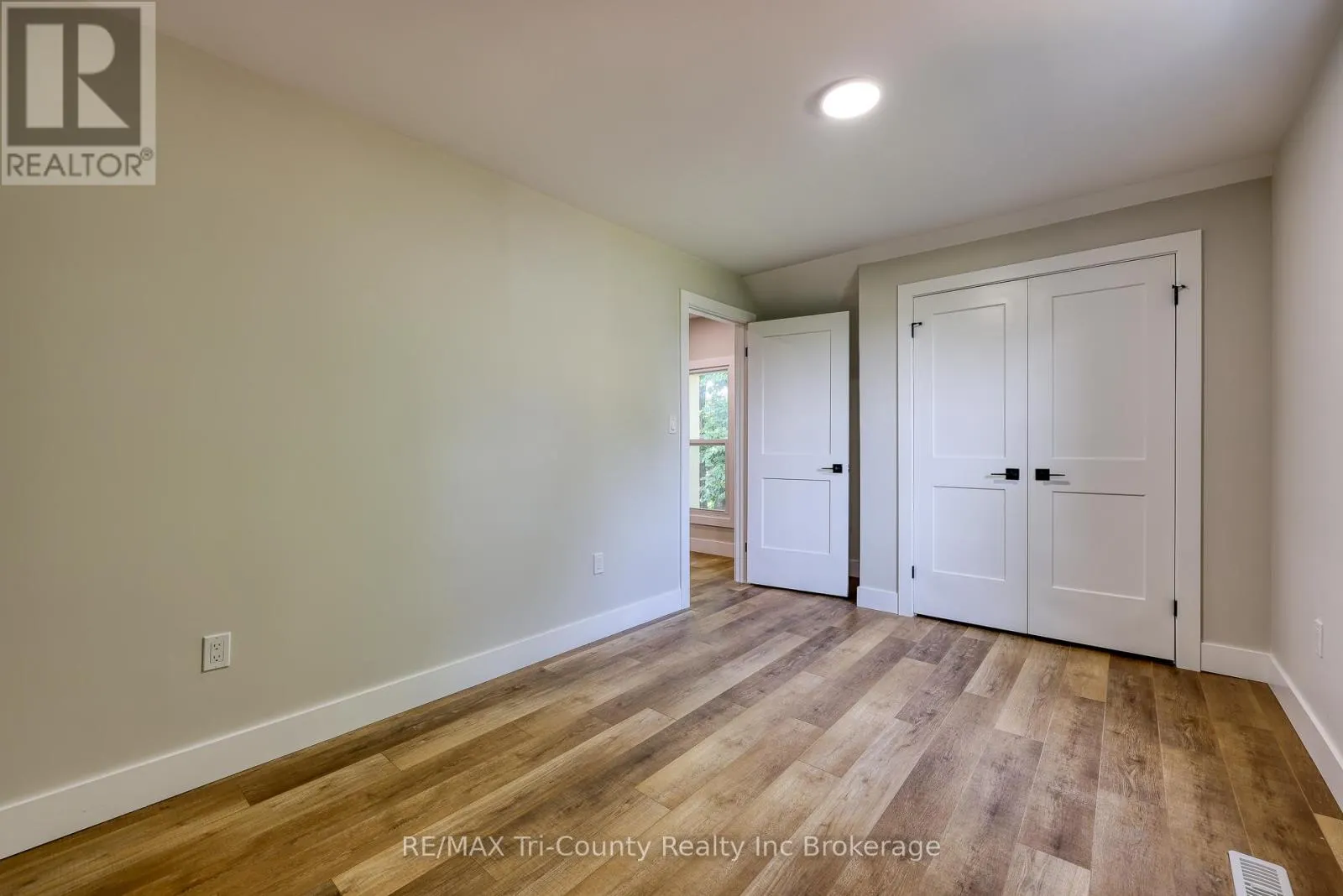 175 MCDOWELL ROAD W