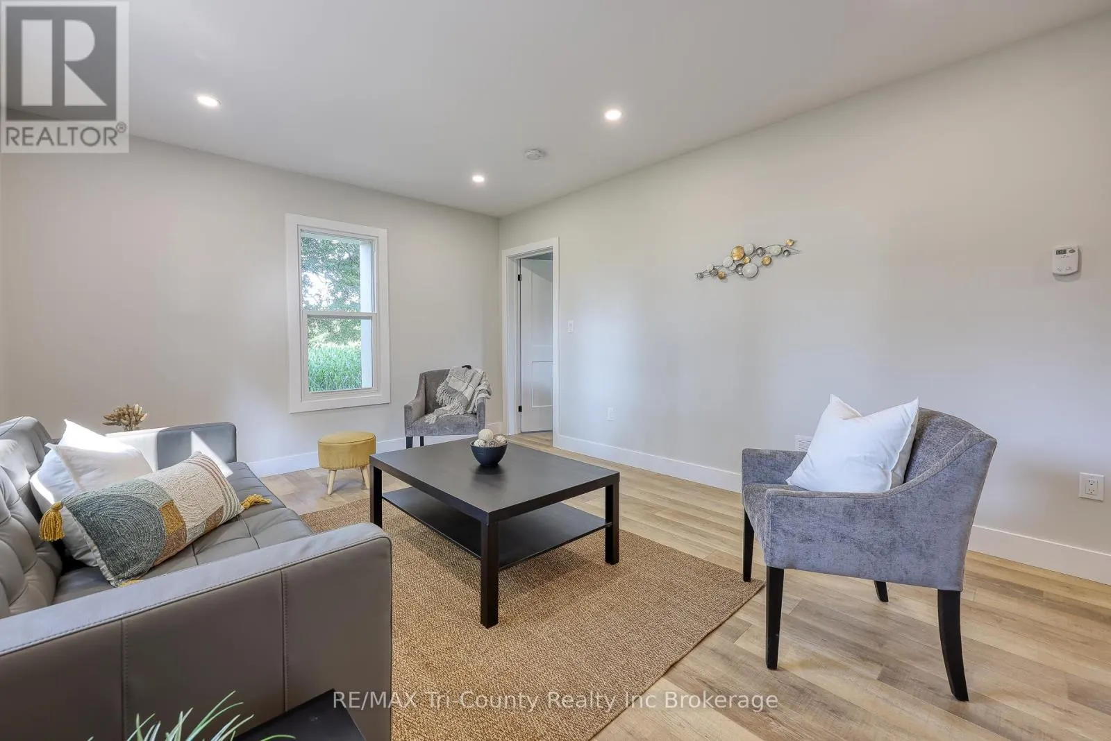 175 MCDOWELL ROAD W