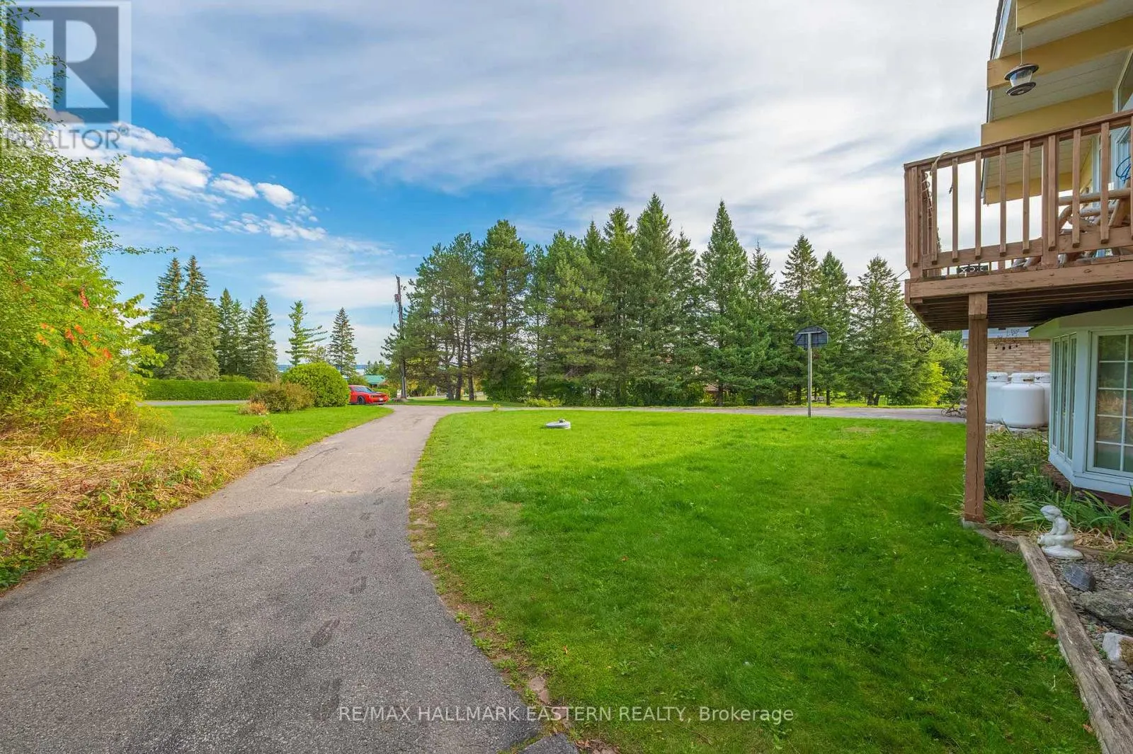 137 GRANDVIEW DRIVE