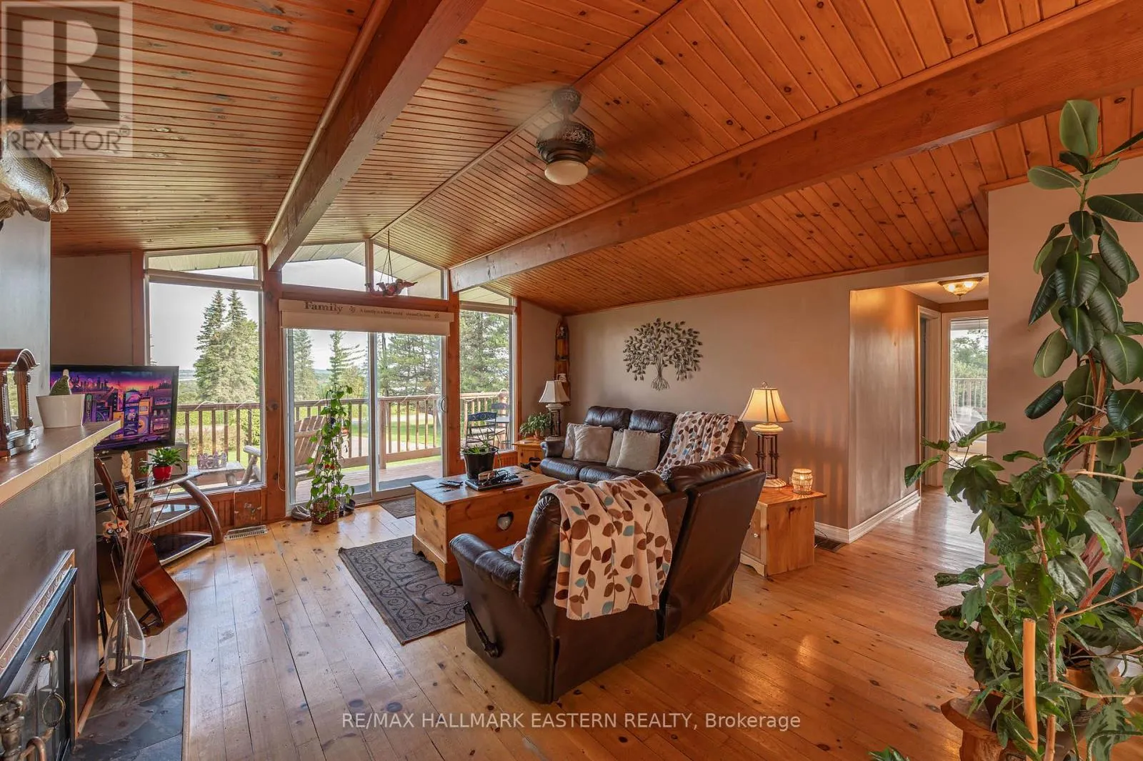 137 GRANDVIEW DRIVE