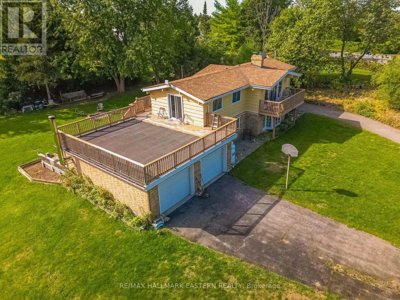 137 GRANDVIEW DRIVE