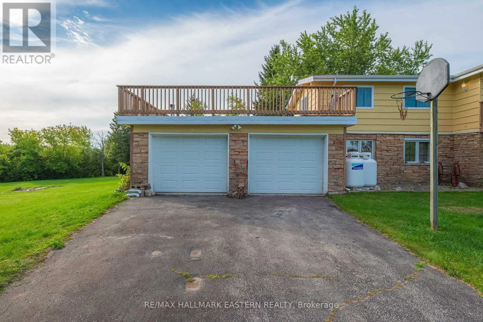 137 GRANDVIEW DRIVE