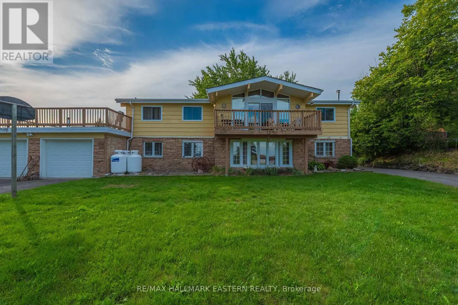 137 GRANDVIEW DRIVE