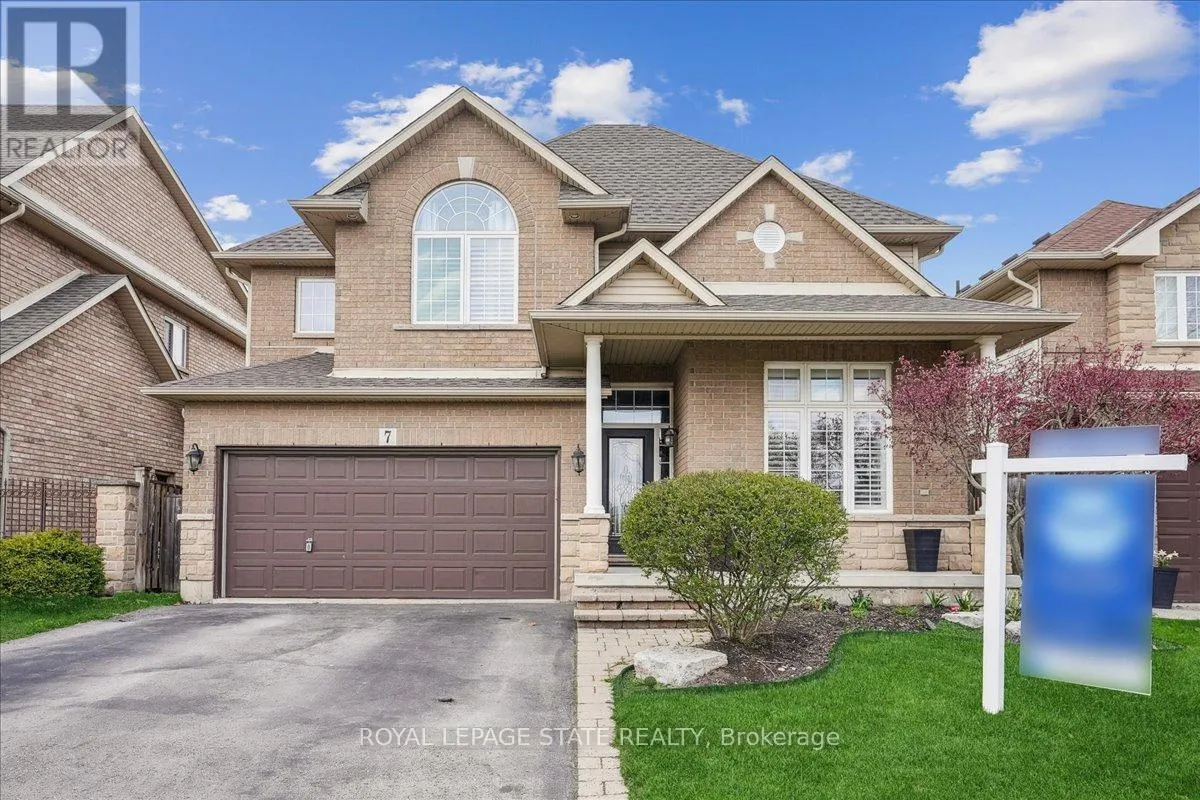 7 BOCELLI CRESCENT