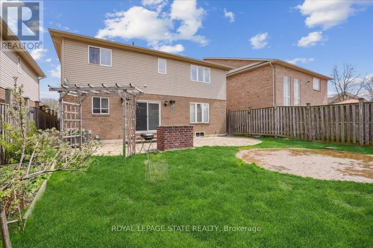 7 BOCELLI CRESCENT