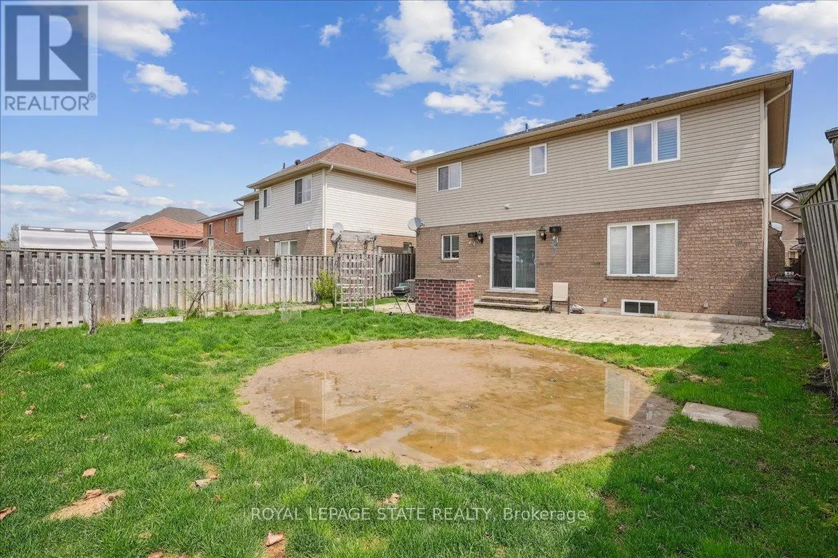 7 BOCELLI CRESCENT