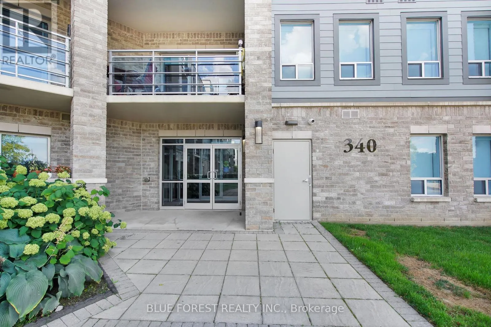 307 - 340 SUGARCREEK TRAIL, #307