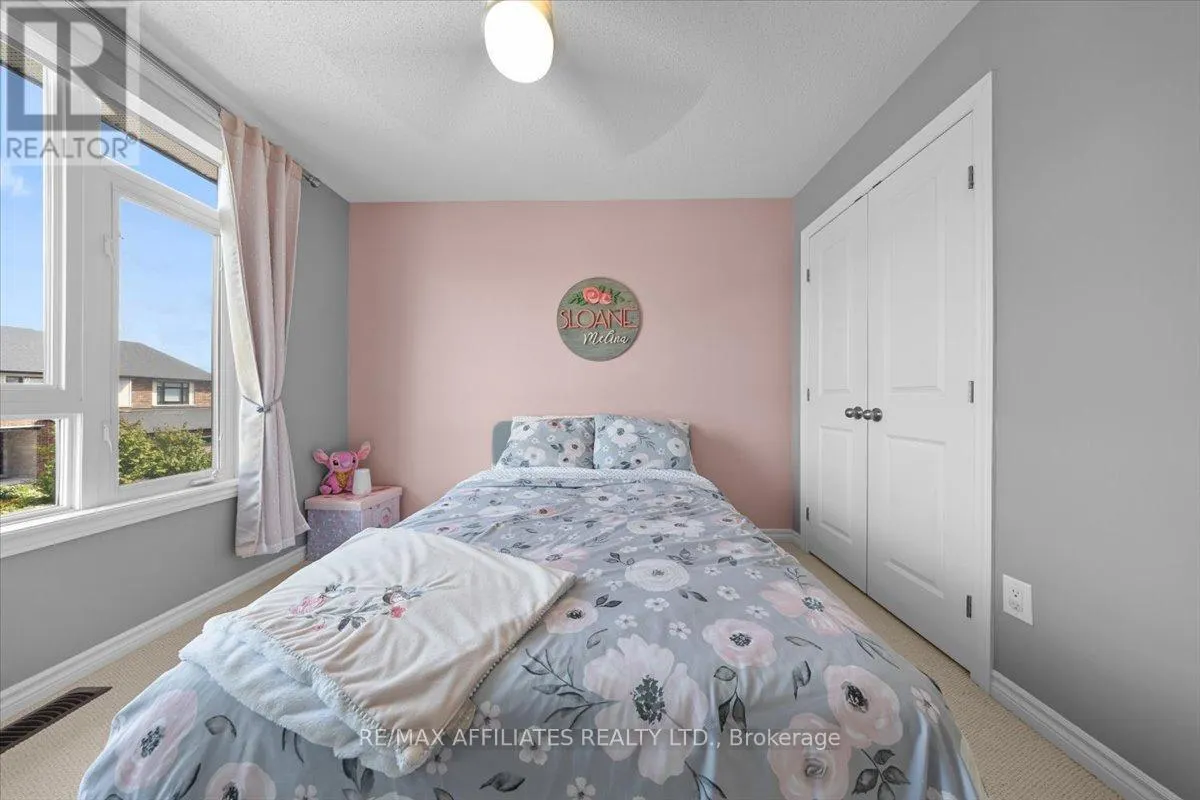 511 EARNSCLIFFE GROVE