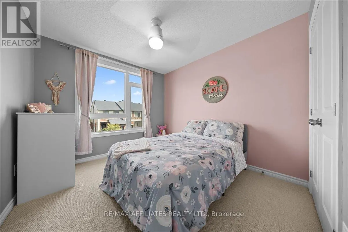 511 EARNSCLIFFE GROVE