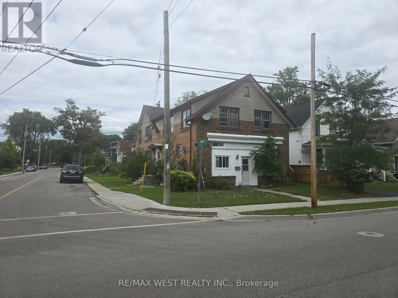 243 ALDER STREET W