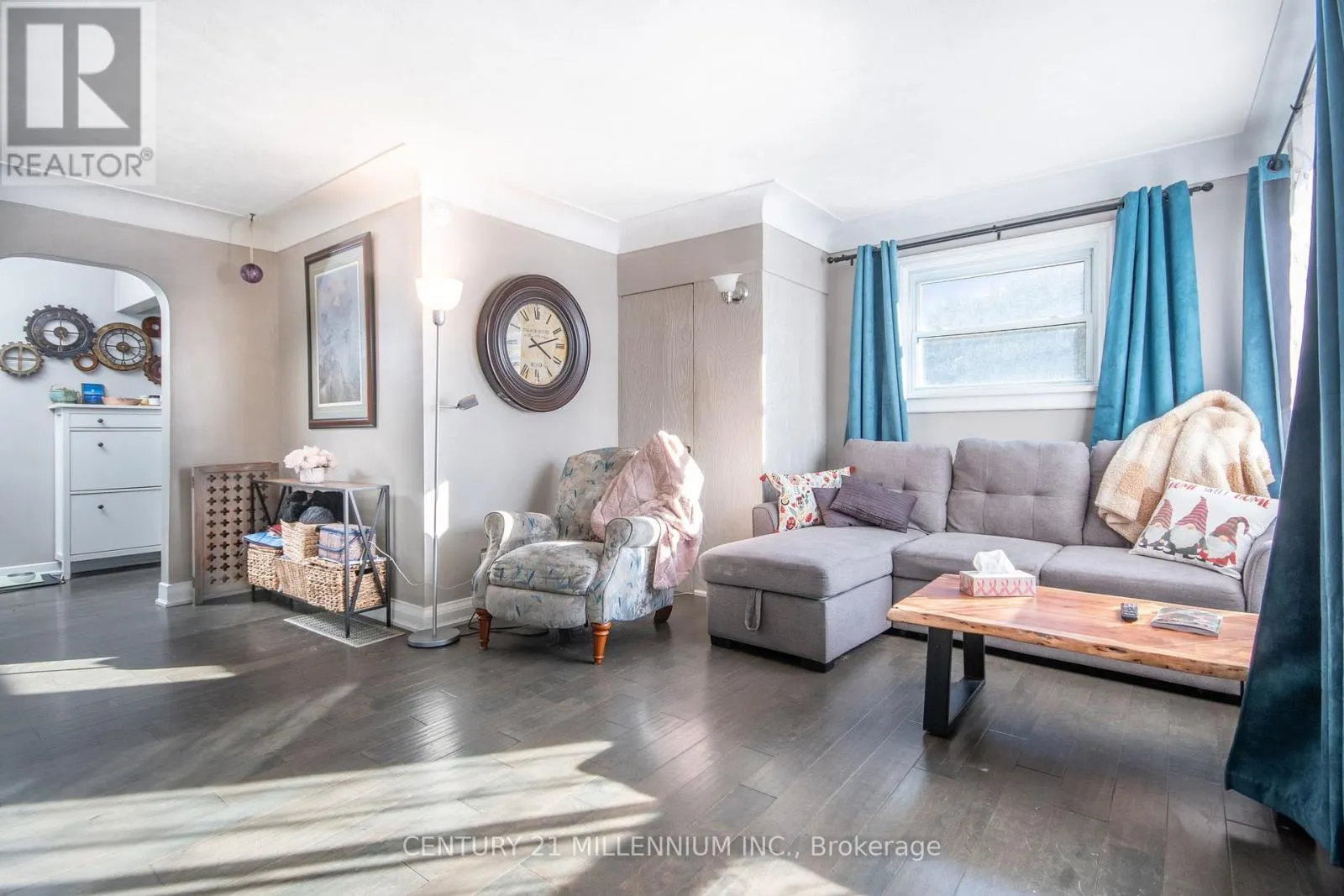 74 PINELANDS AVENUE