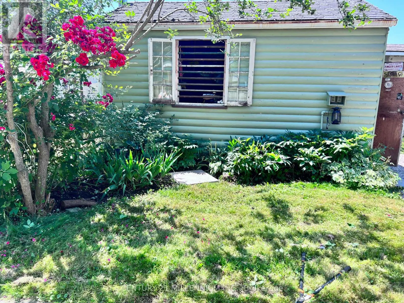 74 PINELANDS AVENUE