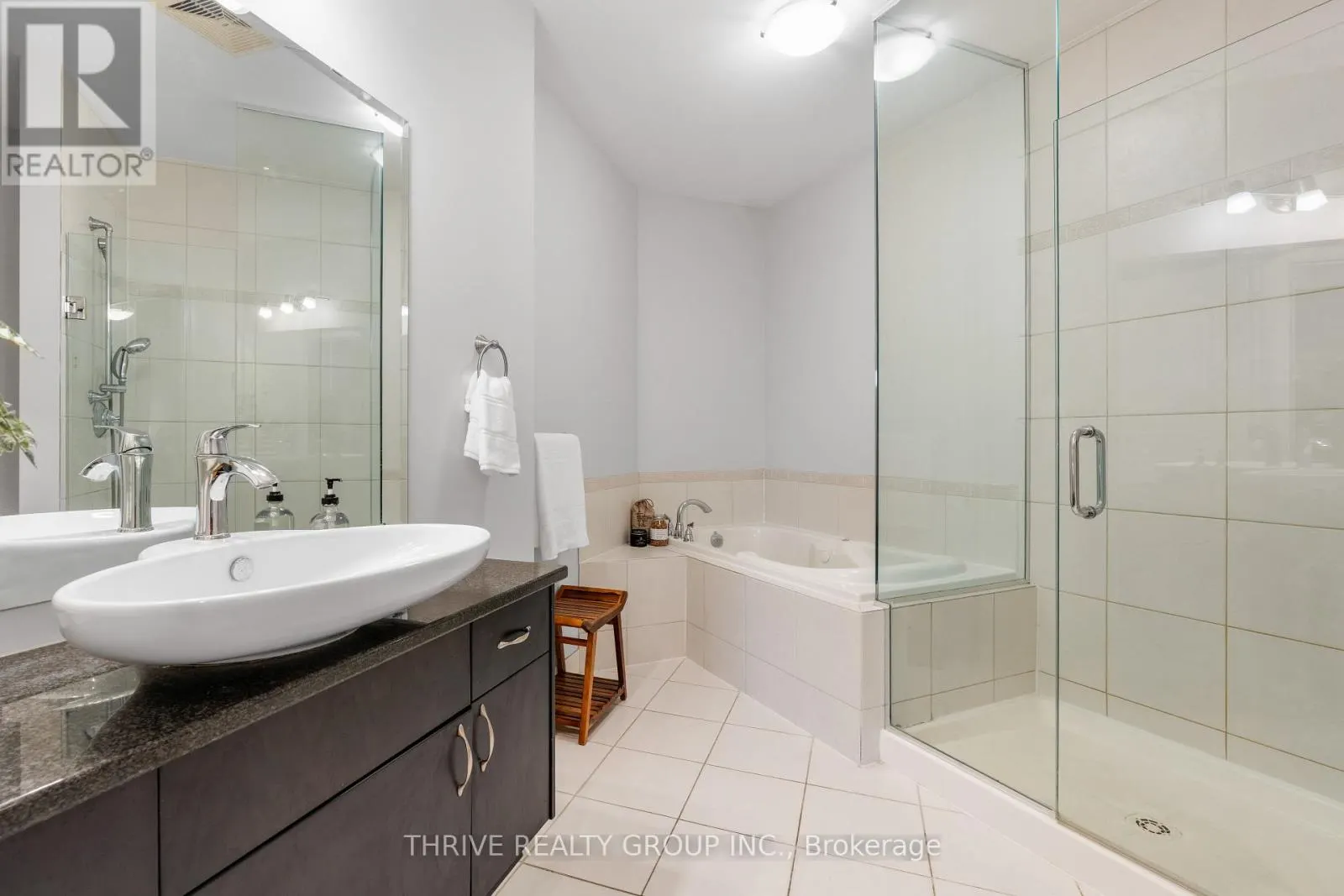 407 - 250 PALL MALL STREET, #407