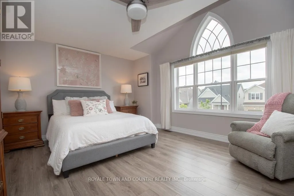 10 SILVERBROOK AVENUE