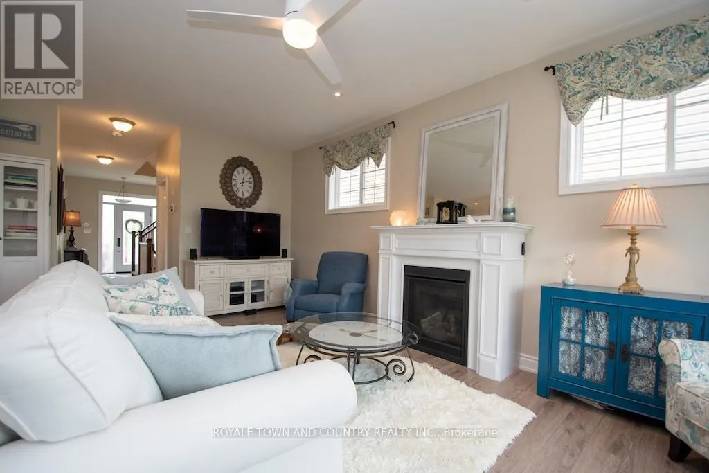 10 SILVERBROOK AVENUE