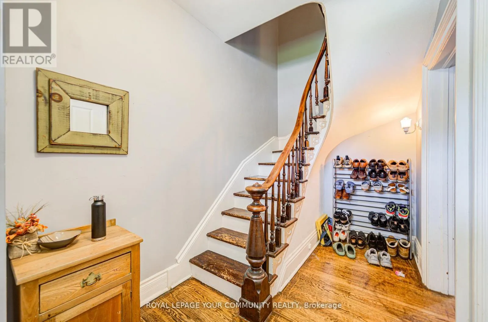 83 CONCESSION STREET