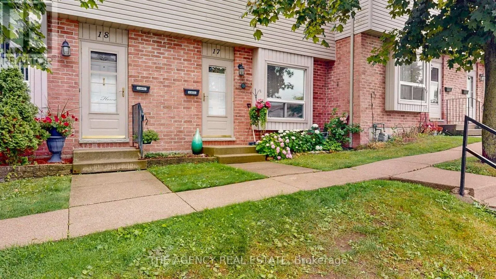 17 - 226 HIGHVIEW AVENUE W, #17