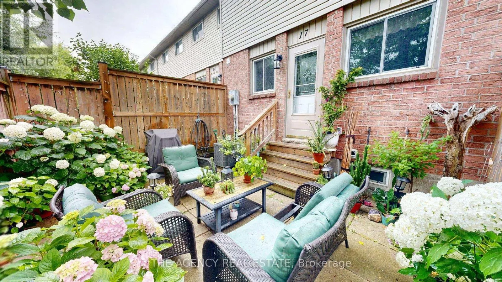 17 - 226 HIGHVIEW AVENUE W, #17