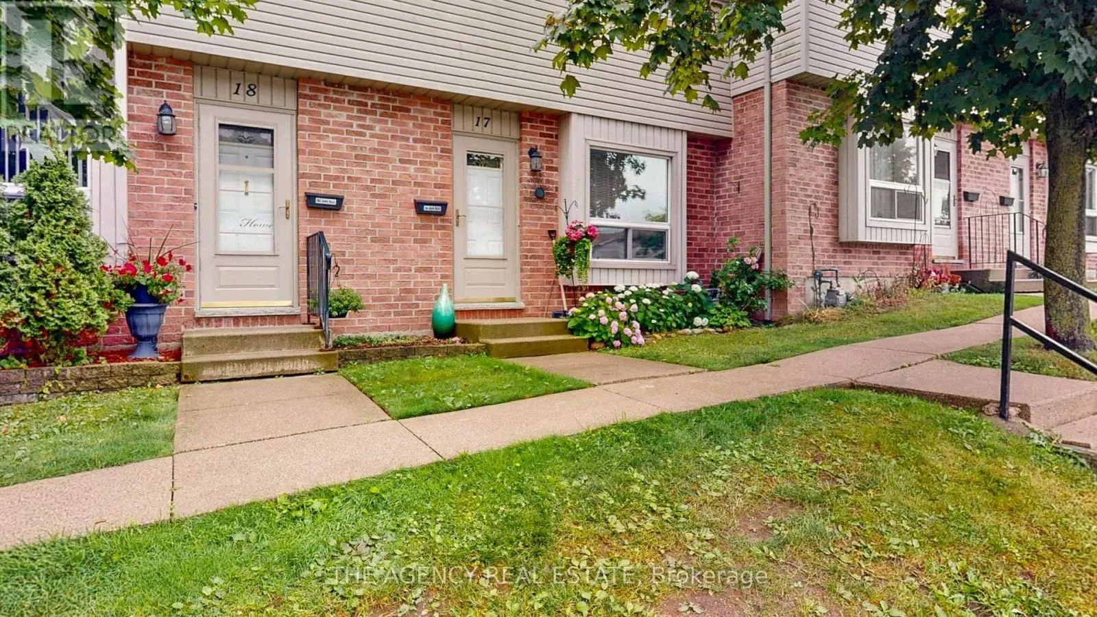 17 - 226 HIGHVIEW AVENUE W, #17