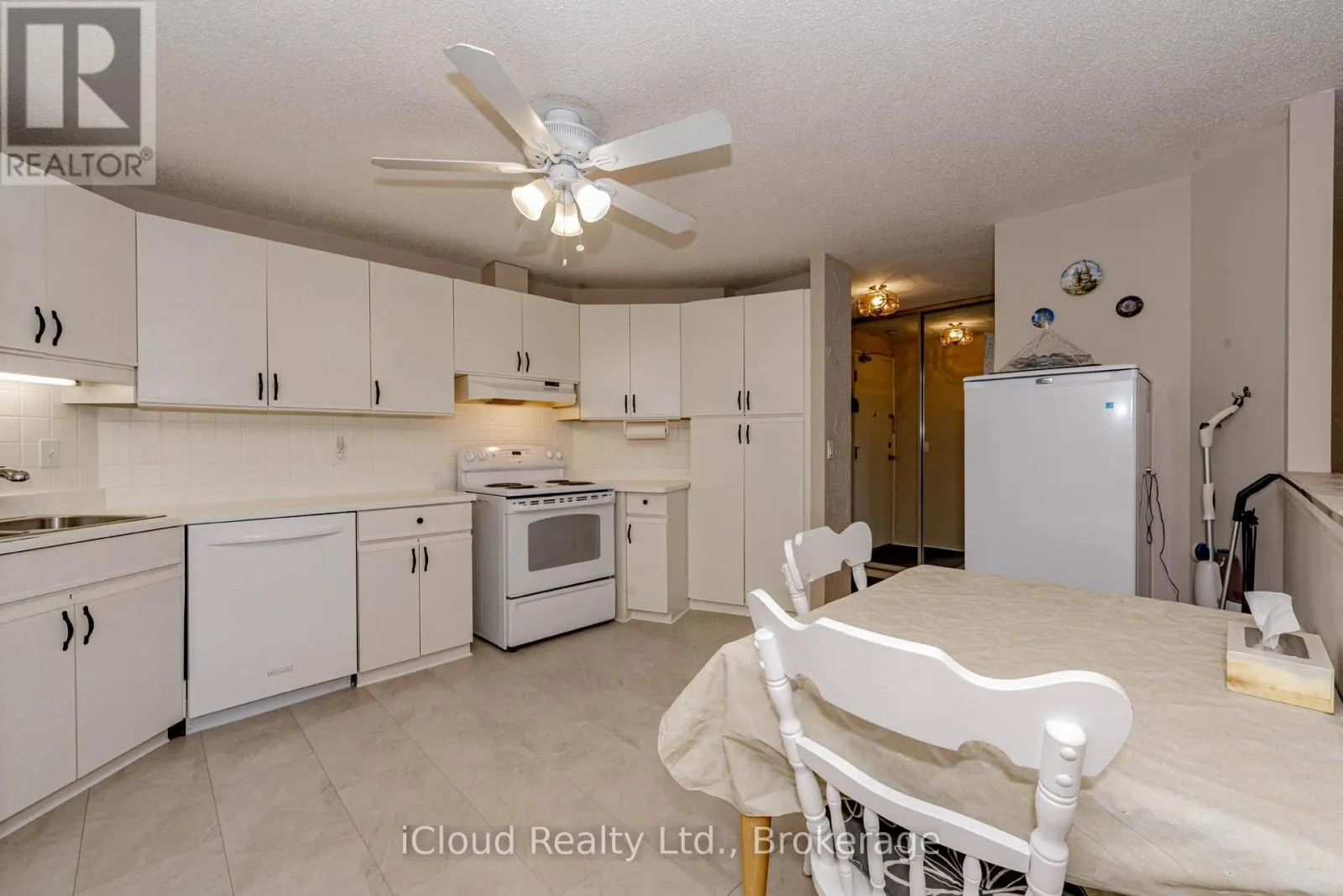 505 - 24 MARILYN DRIVE