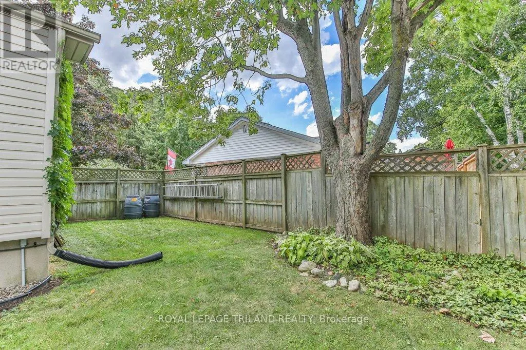 671 GLENGYLE CRESCENT