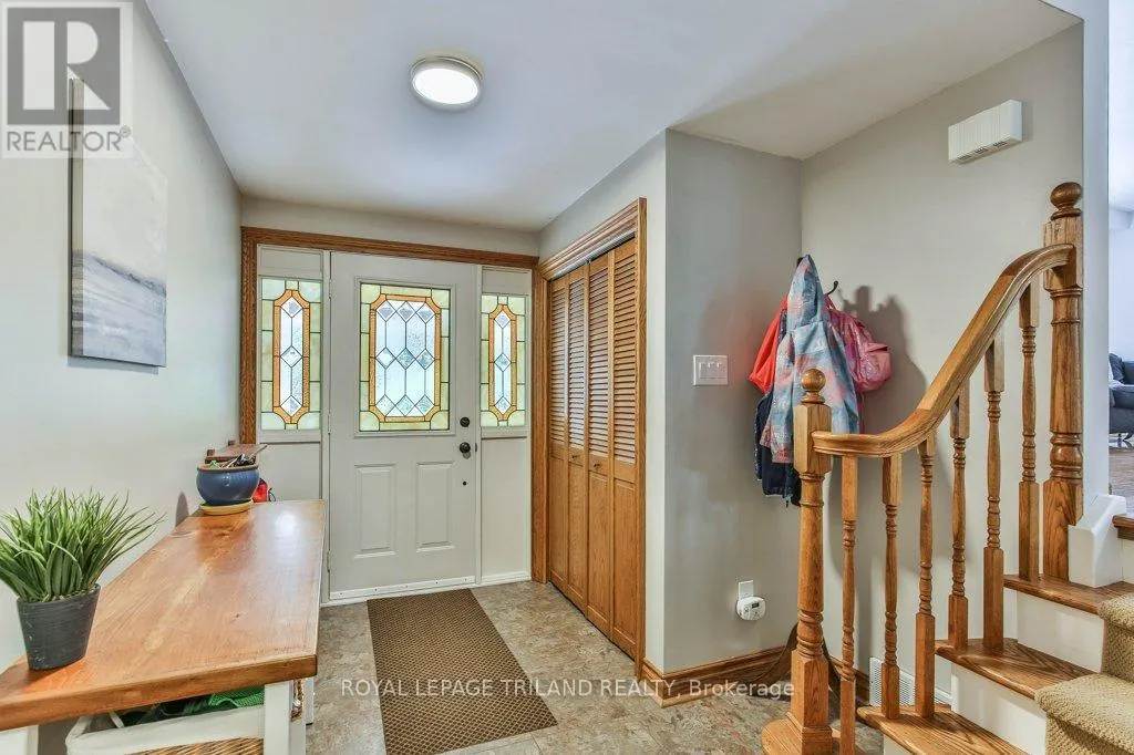 671 GLENGYLE CRESCENT