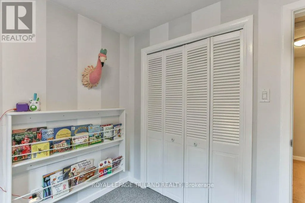 671 GLENGYLE CRESCENT