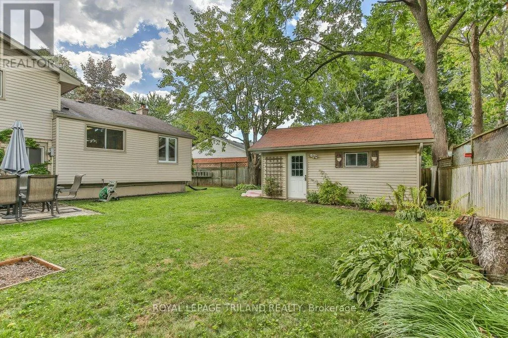 671 GLENGYLE CRESCENT