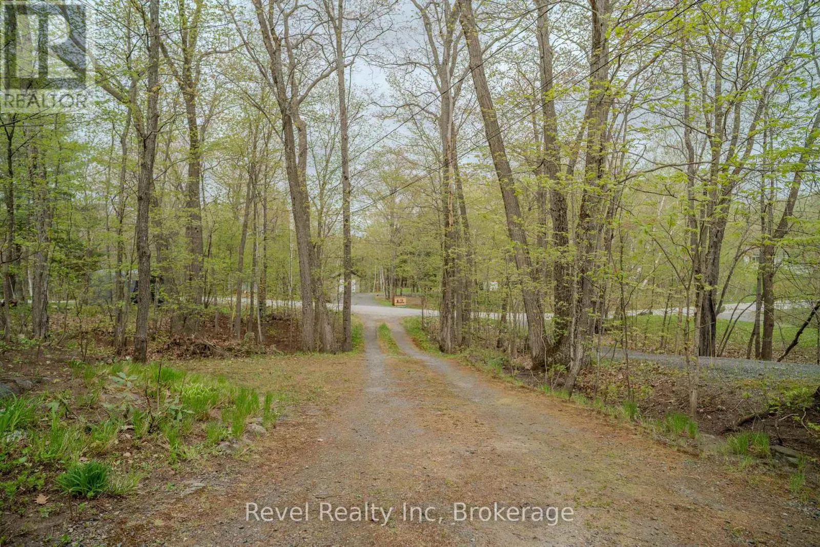 14 SWALLOW ROAD
