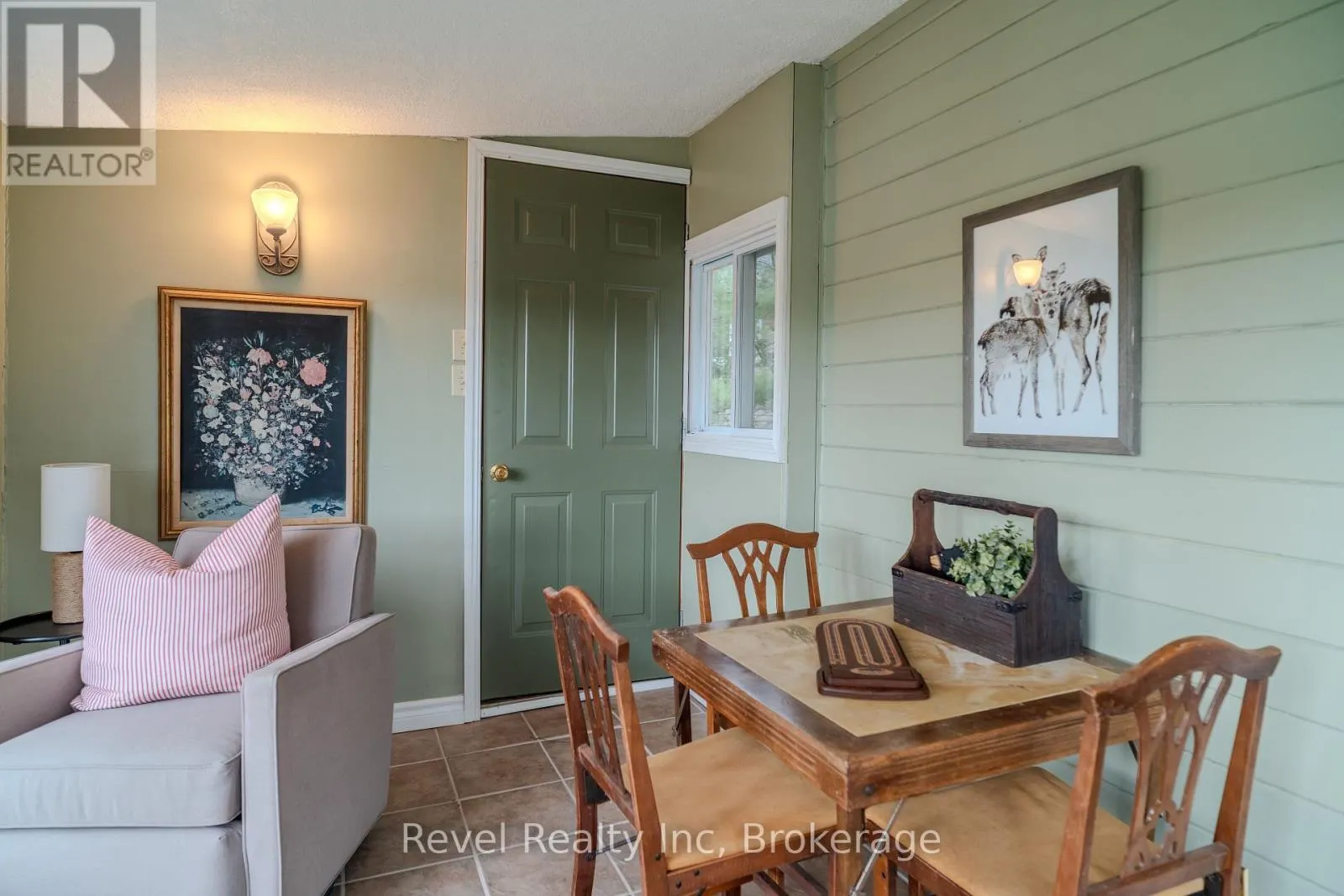 14 SWALLOW ROAD