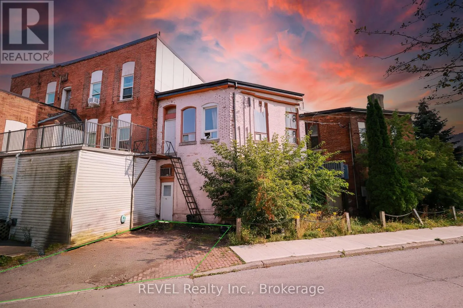 12 EAST MAIN STREET