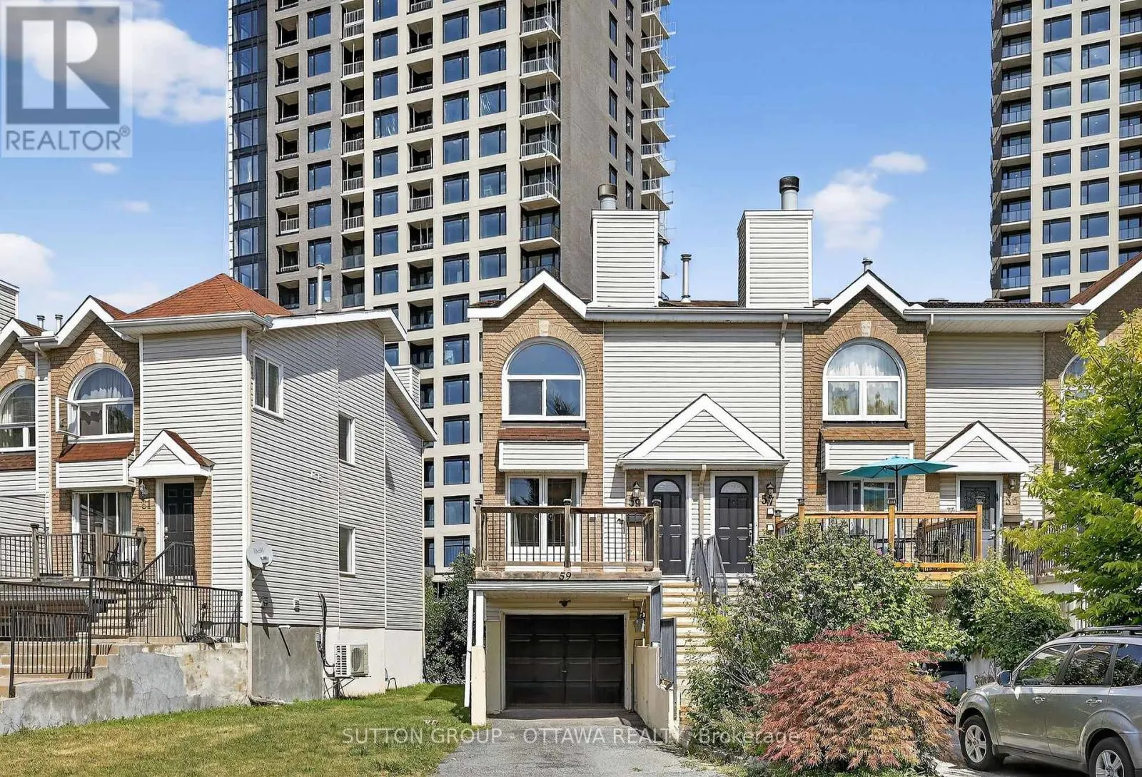 59 THORNBURY CRESCENT