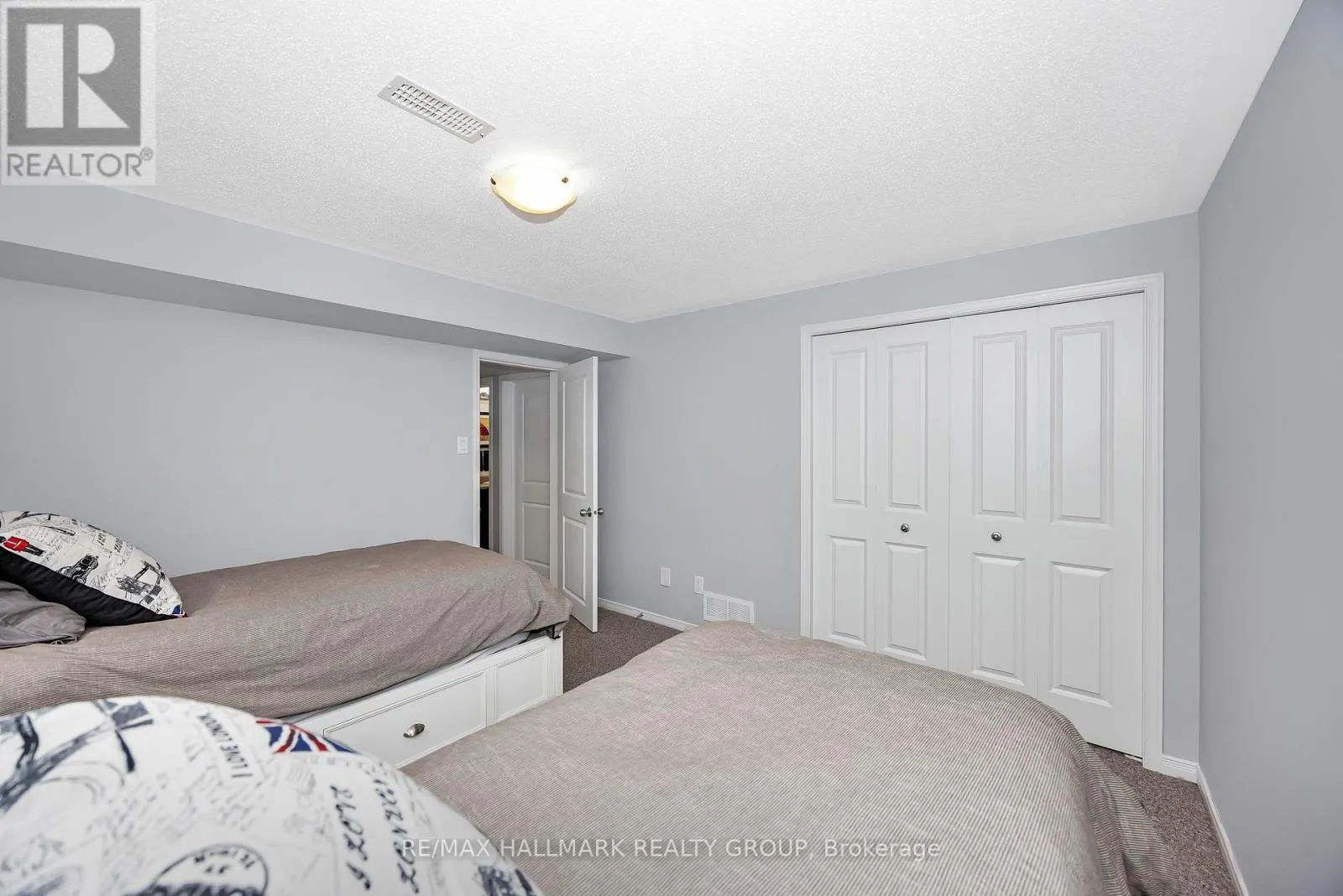 218 HARTHILL WAY