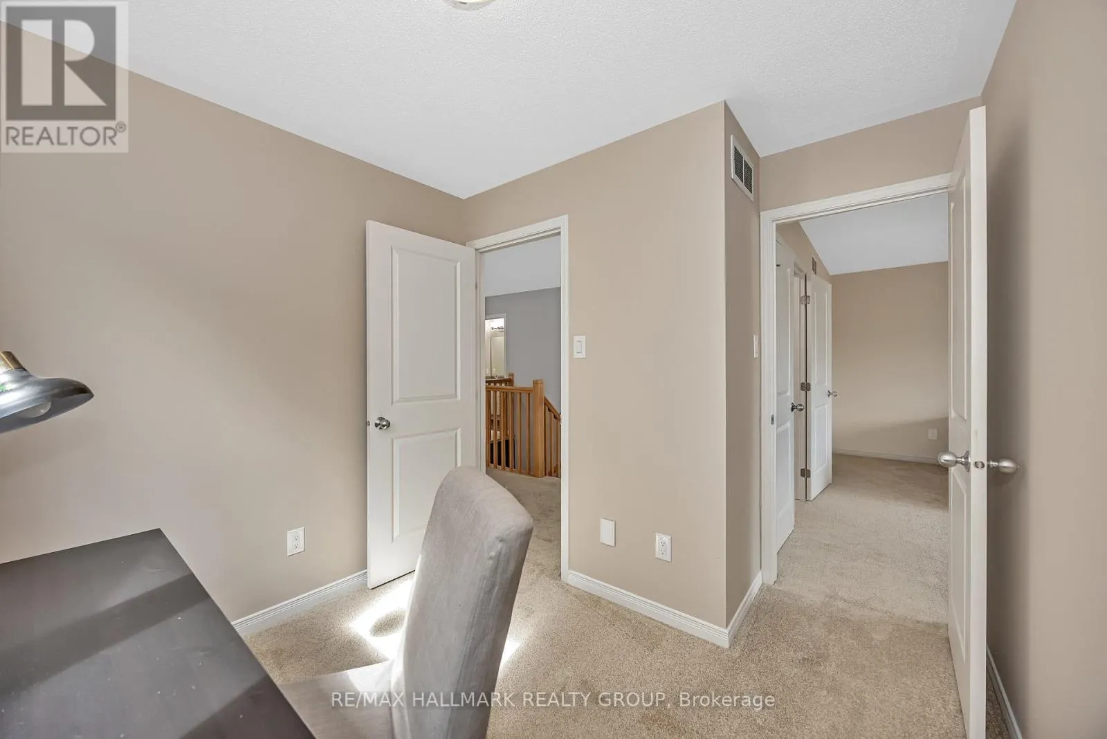 218 HARTHILL WAY