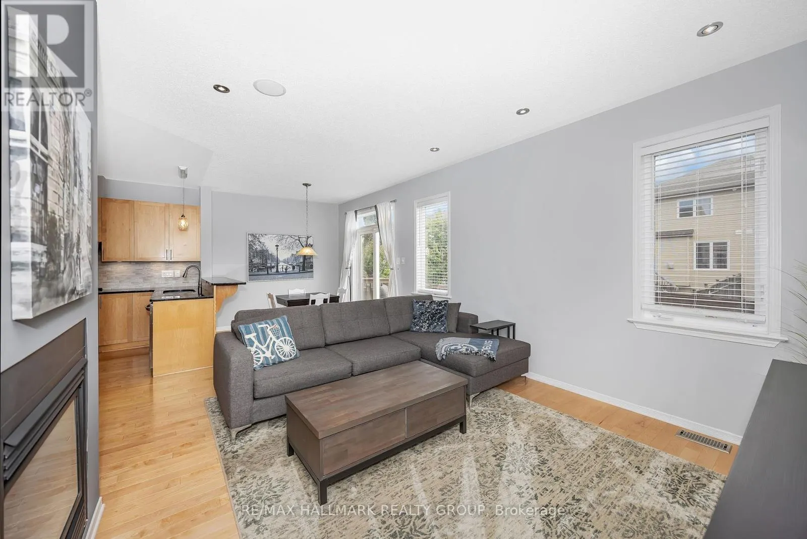 218 HARTHILL WAY