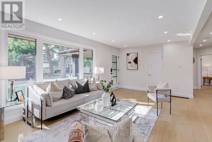 13 SKYLAND DRIVE