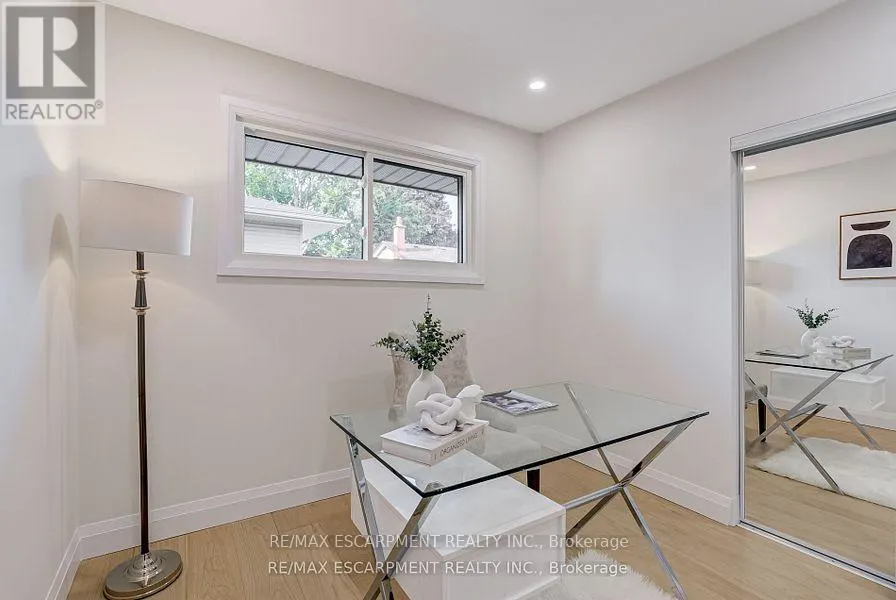 13 SKYLAND DRIVE