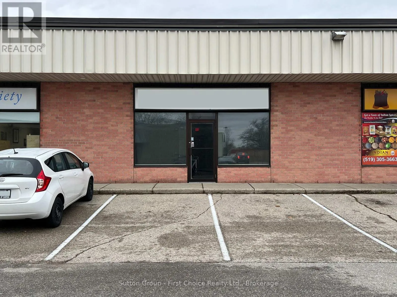 #6 - 1020 ONTARIO STREET, ##6